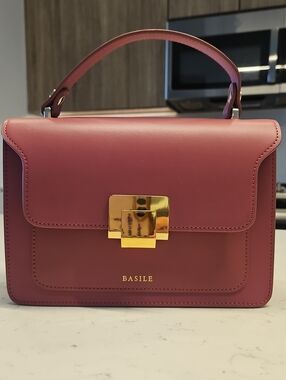 Basile Le Petit Apollon in Framboise